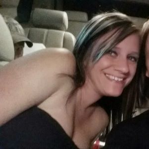 Meet your Posher, Laurie